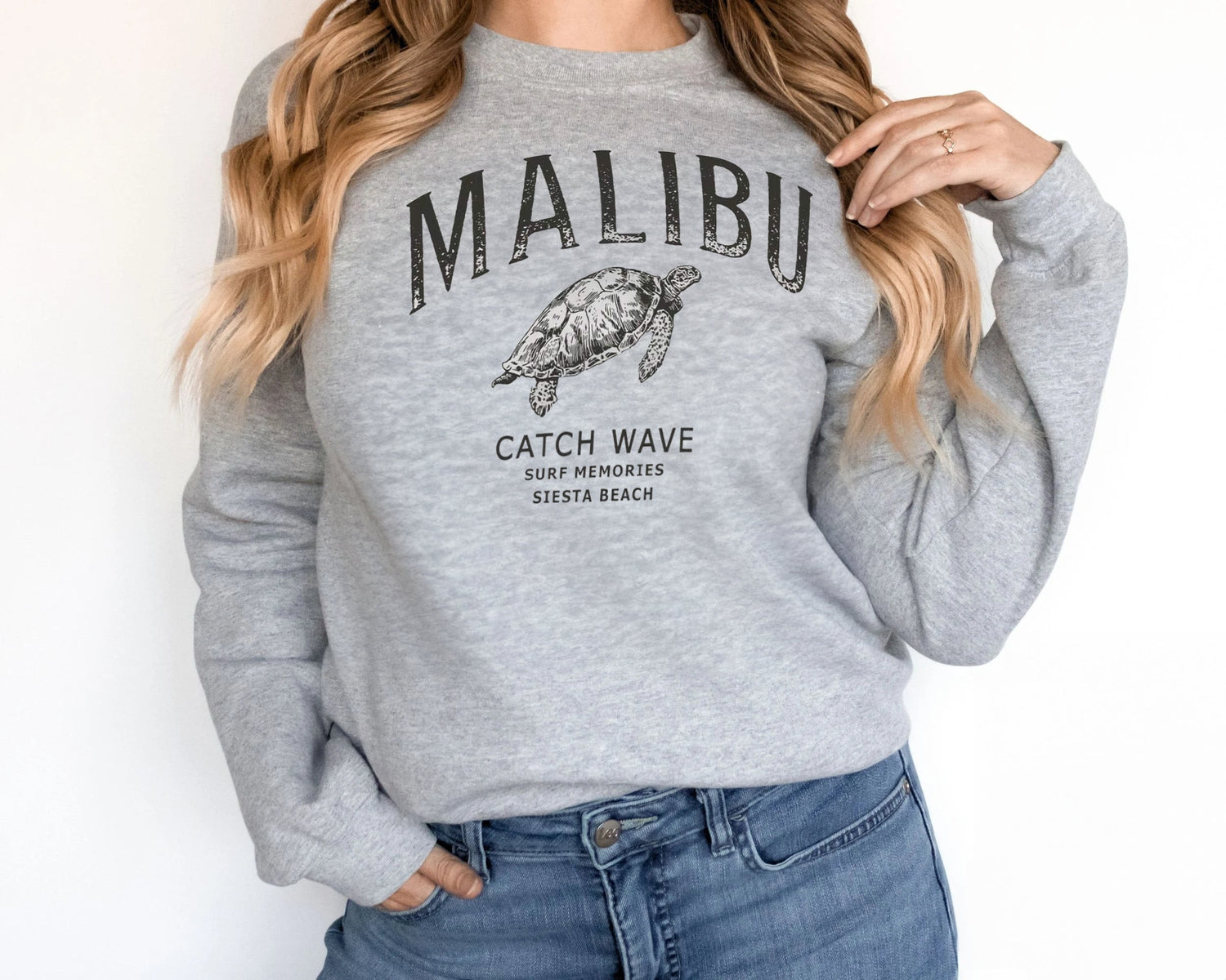 Hoodies & Sweatshirts